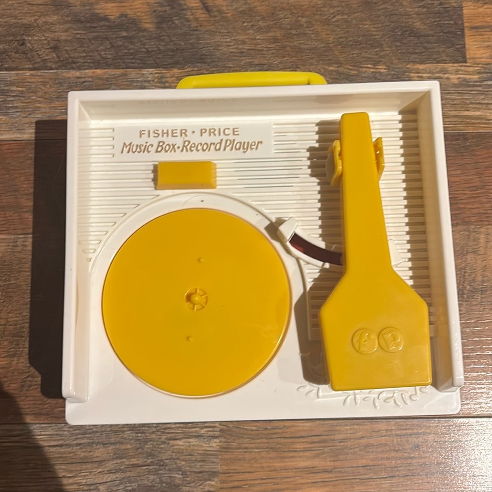 Fisher price modern vintage toy record player